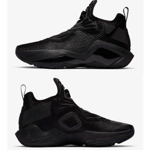 Nike Men's LeBron Soldier 14 Basketball Shoes